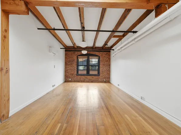 1306 NW Hoyt St, Portland, OR