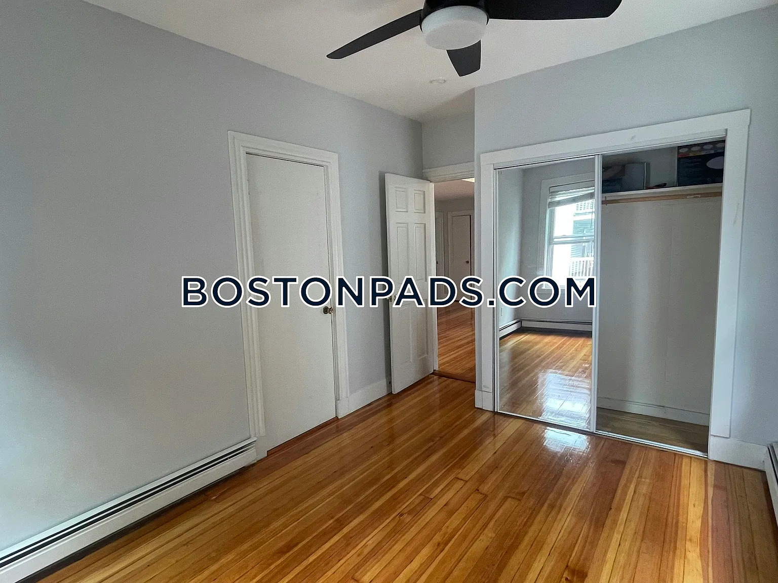 5 bed, 9999 sqft, $5,500 — Photo 4
