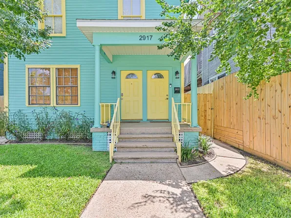 2917 Avenue Q 1/2, Galveston, TX 77550