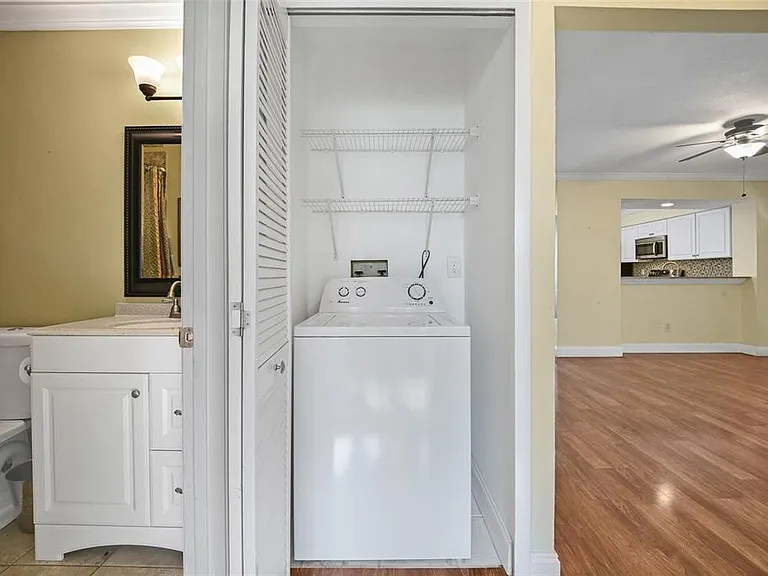 601 Casa Park Ct #K — Photo 22