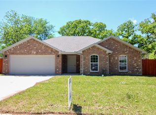 5324 Flamingo Rd, Fort Worth, TX 76119