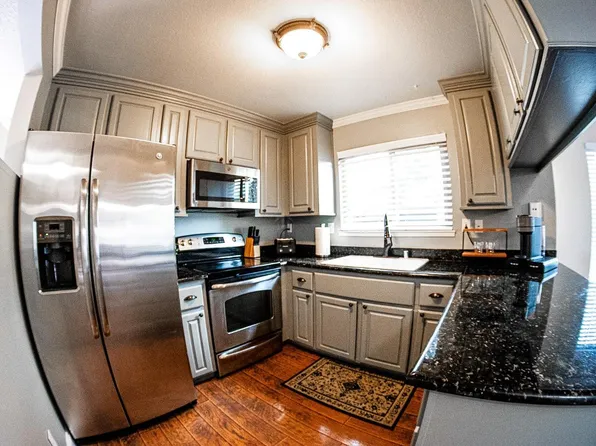 1475 Parkway Drive, Rohnert Park, CA 94928