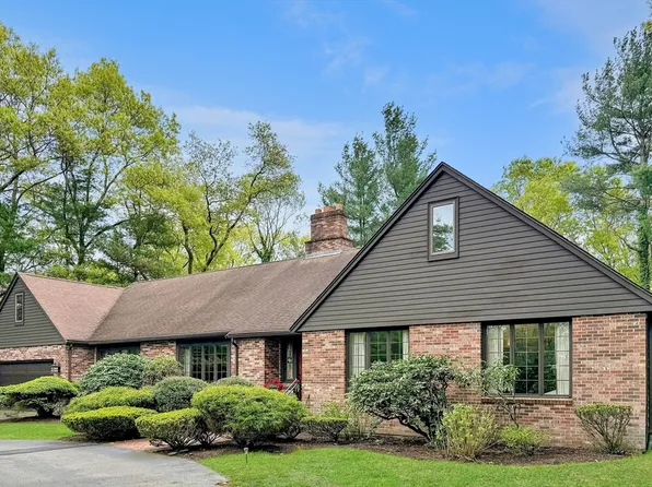 50 Shady Rest Rd, North Easton, MA 02356