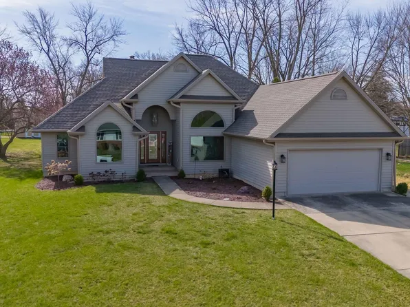 53 Highland Dr, Wabash, IN 46992