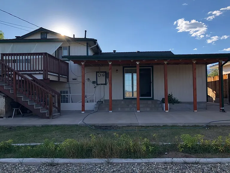 3384 Heights Dr — Photo 2
