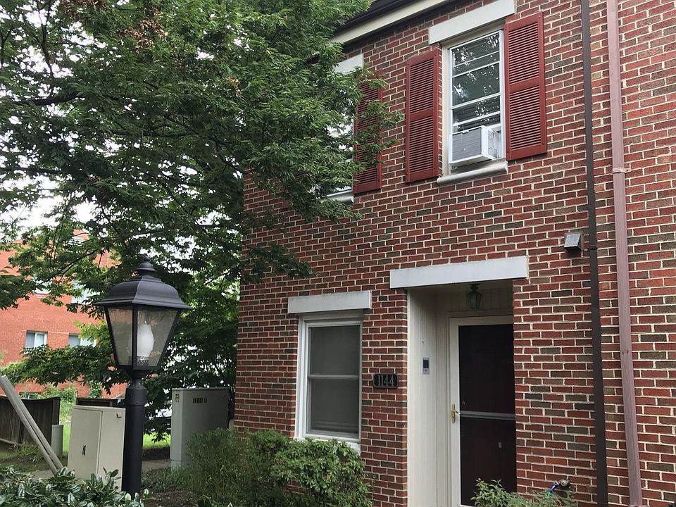 1st image of 1144 N Taylor St