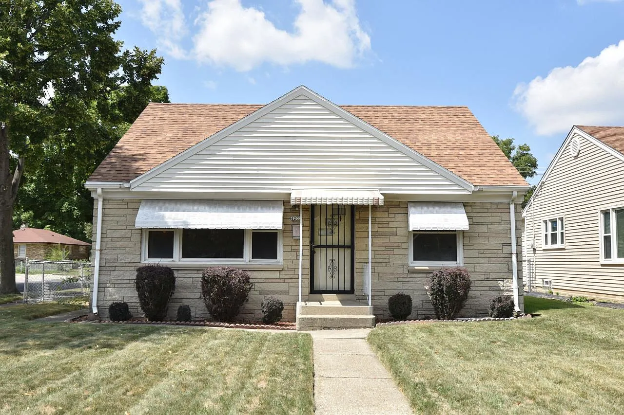 4203 North 62nd STREET photo 1