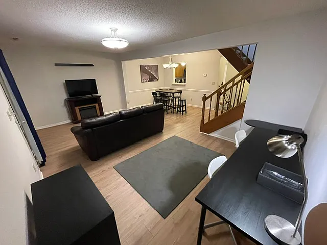 1232 Maple Shade Ln