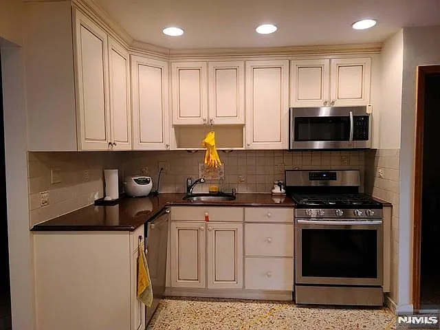 4 Merritt Ct #A — Photo 9