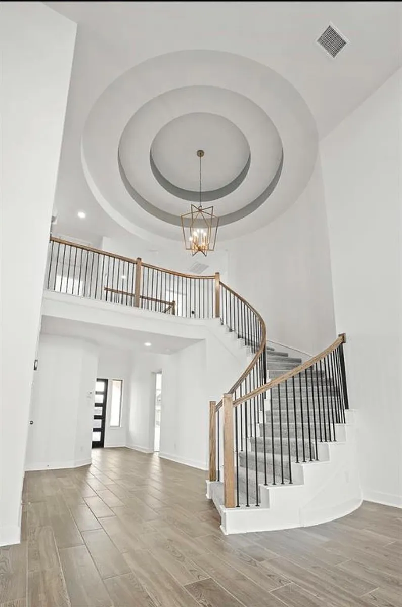 Building Photo - 8706 Gleaming Village Way