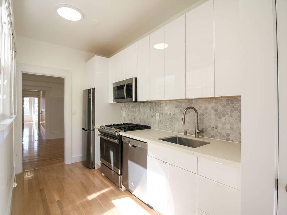 1st image of 355 Grove St #8