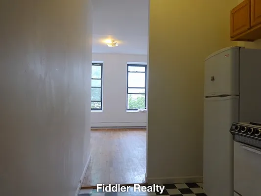 Rented by Fiddler Realty | media 20