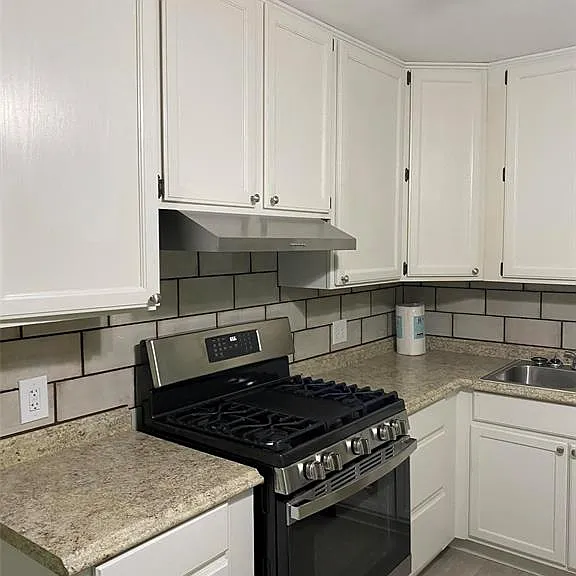 1305 Bauman Ave — Photo 9