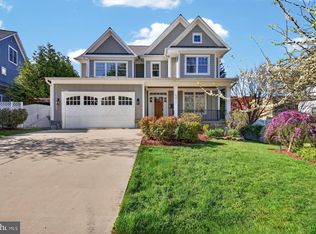 5011 Rugby Ave, Bethesda, MD