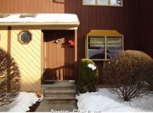 146 Skyview Dr, Cromwell, CT 06416