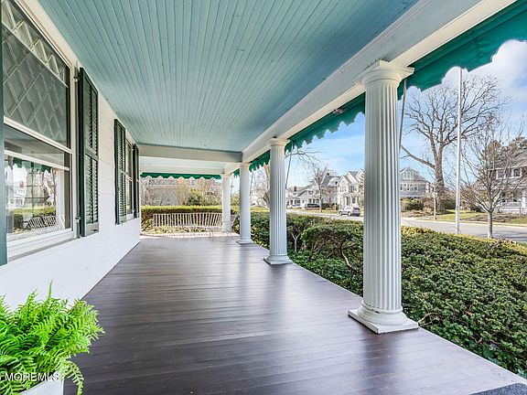 4th image of 207 Tuttle Avenue