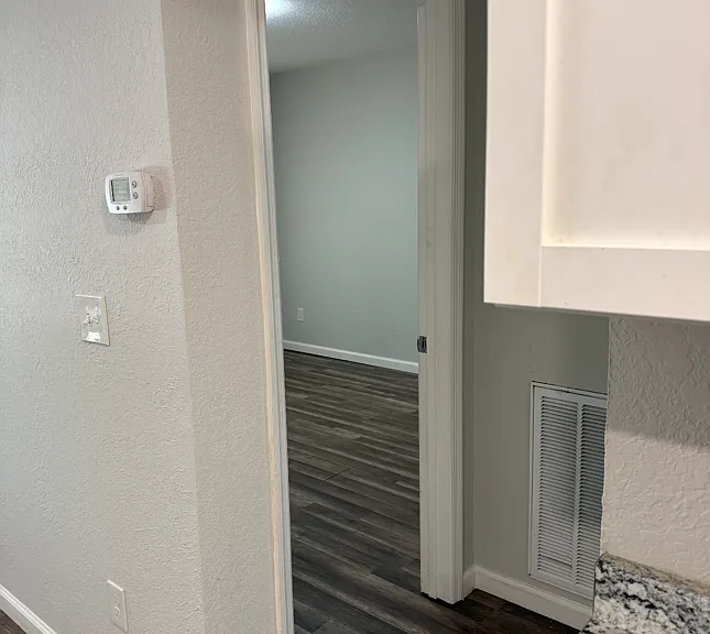 542 Sweetwater Rd #2 — Photo 12
