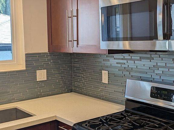 4th image of 7638 Hampton Ave APT 8