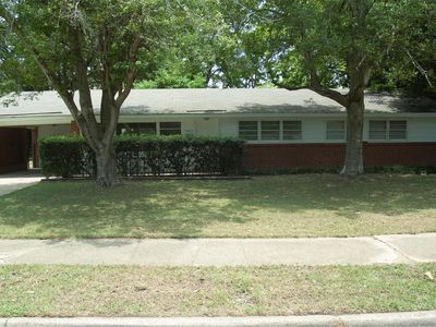 3007 N Colonial Dr, Montgomery, AL, 36111