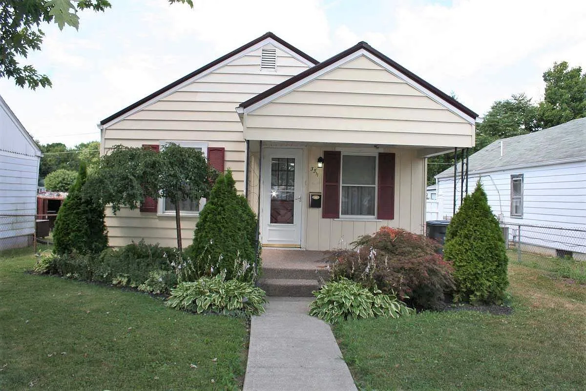 3311 Richmond Ave photo 1
