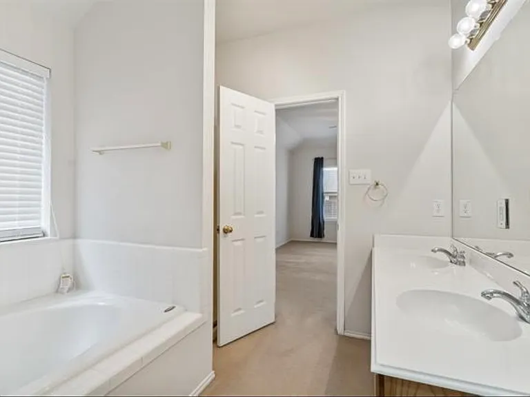 913 Soccer Dr — Photo 11