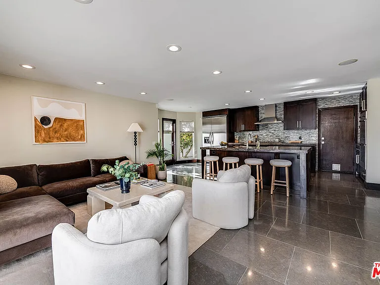 11470 Dona Evita Dr — Photo 13