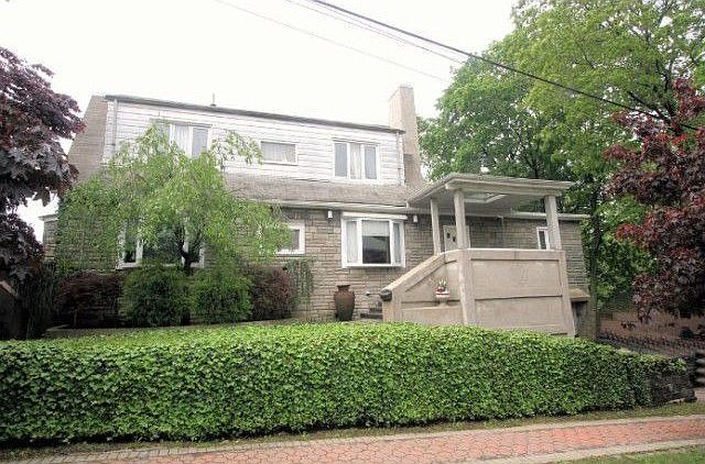 1st image of 406 Hazlitt Ave