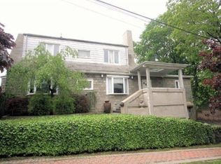 406 Hazlitt Ave, Leonia, NJ 07605
