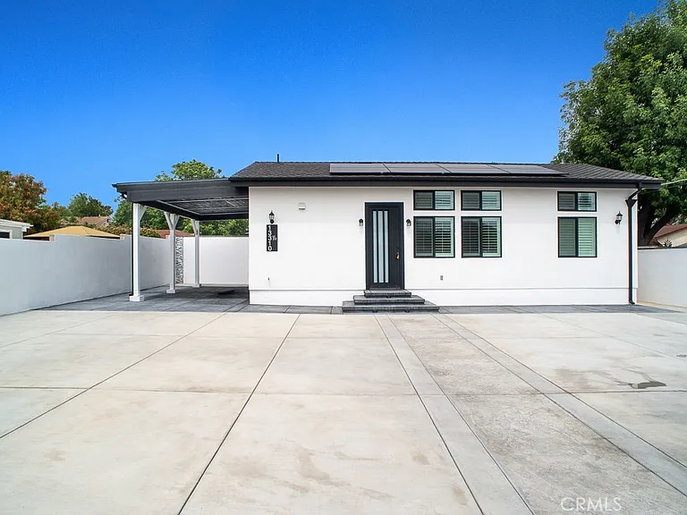 13310 1/2 Glenoaks Blvd — Photo 16