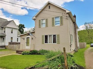 39 Davis Ave, Hammondsport, NY 14840