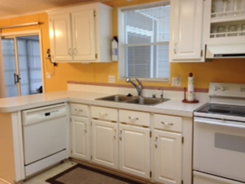 2nd image of 222 Tradewind Ct