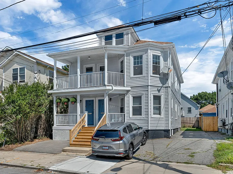 21-23 Waverly St — Photo 31