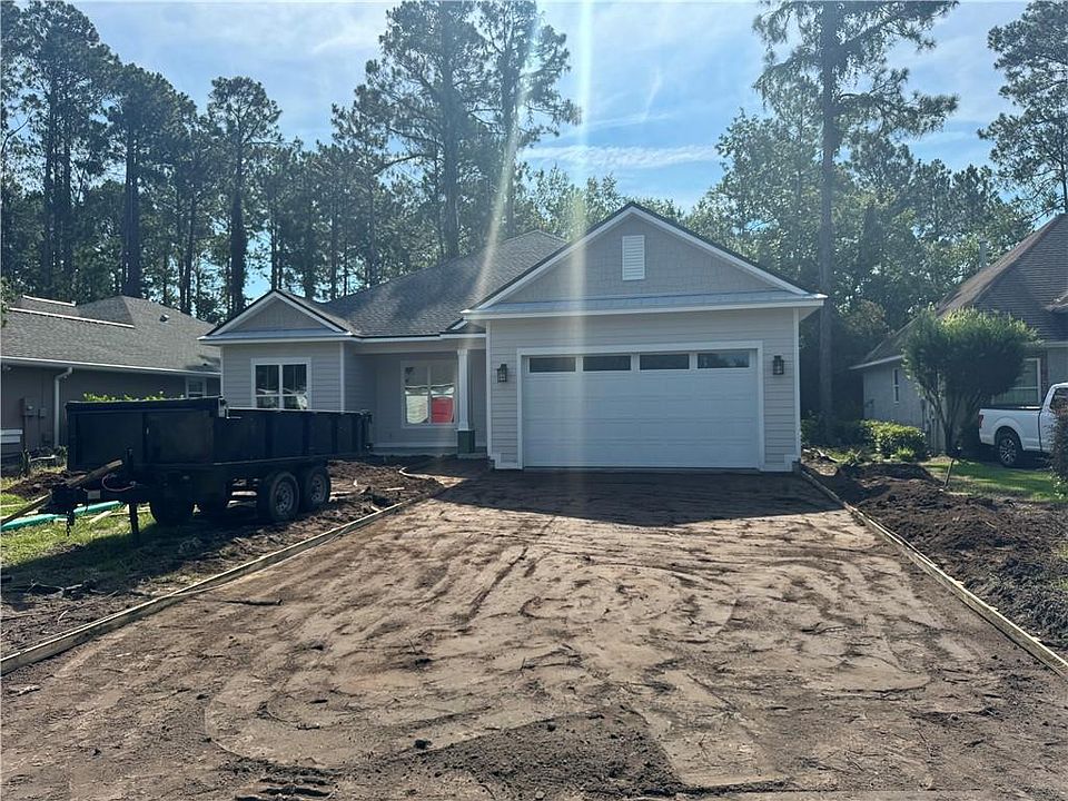 1st image of 153 Heron Court St