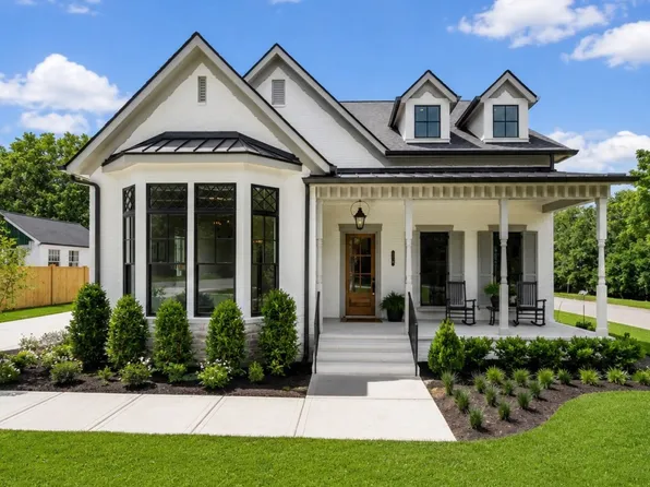 319 Battle Ave, Franklin, TN 37064