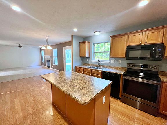 2nd image of 4355 Stergen Dr