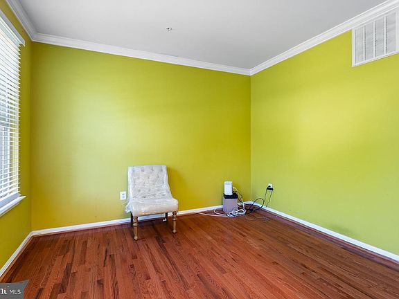 5th image of 12817 Glasgow Ct