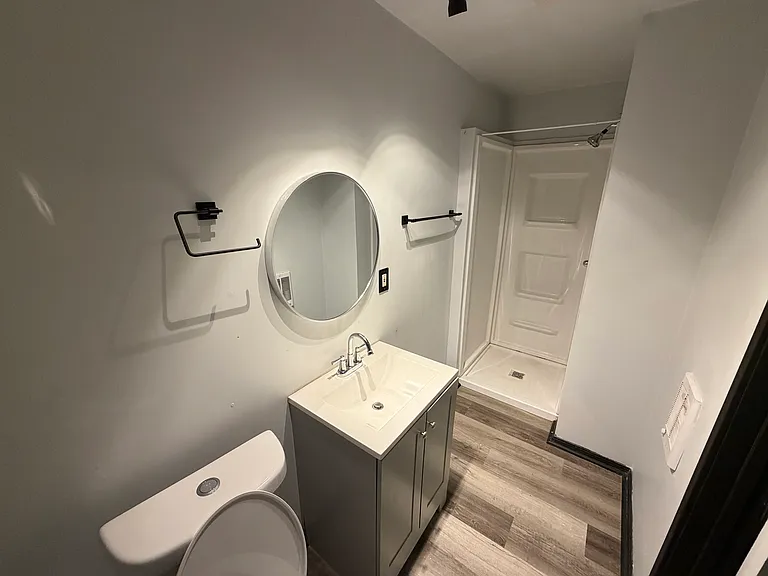 2868 Lewis Ave #3 — Photo 5