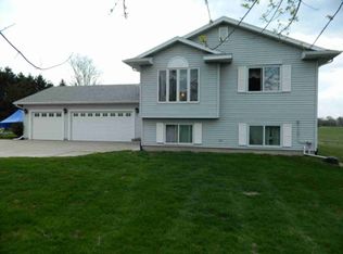 6897 Norway Rd, Sun Prairie, WI 53590