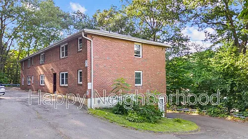 451 Divinity St #E Photo 1