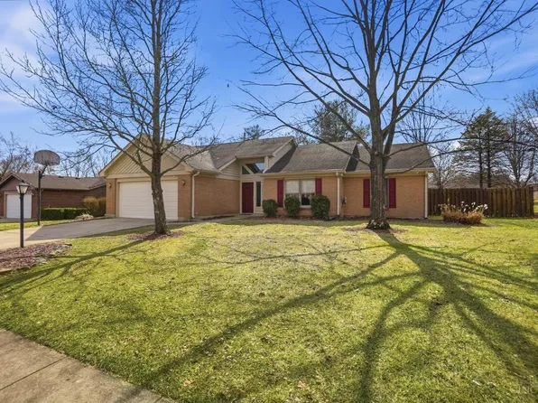 735 Preston Dr, Waynesville, OH 45068