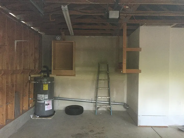 NW Thompson Rd — Photo 19