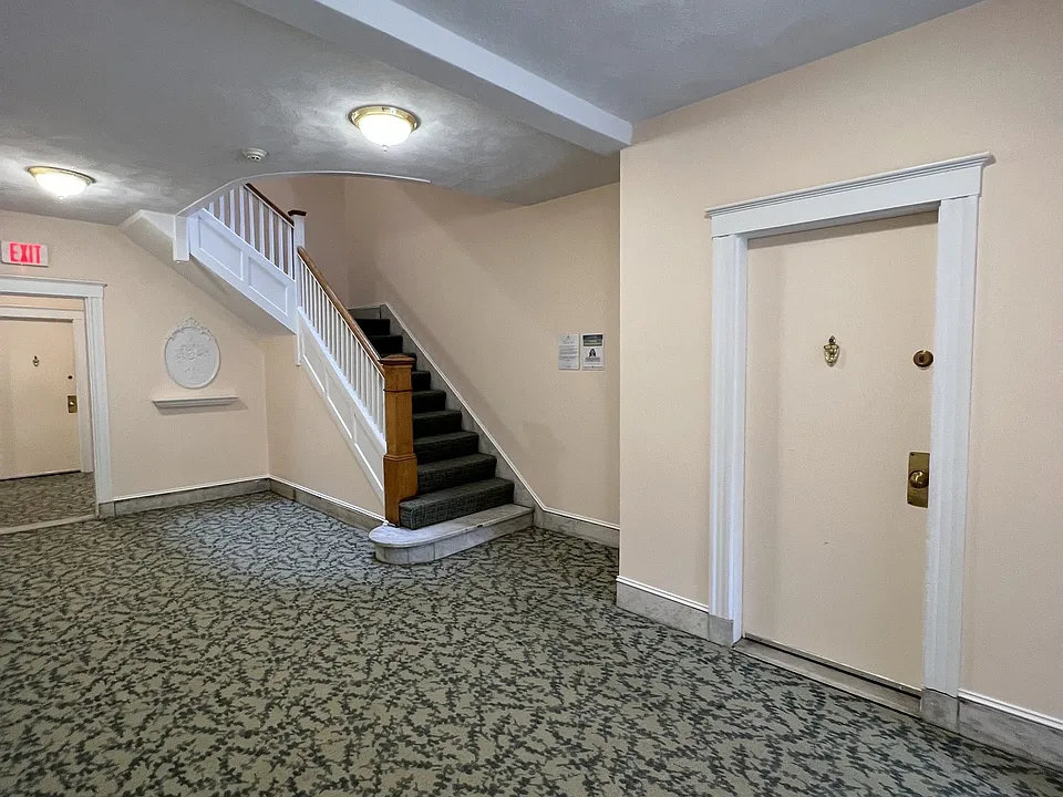 119 Kilsyth Rd #6