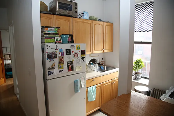 Rented by New York Realty | media 31