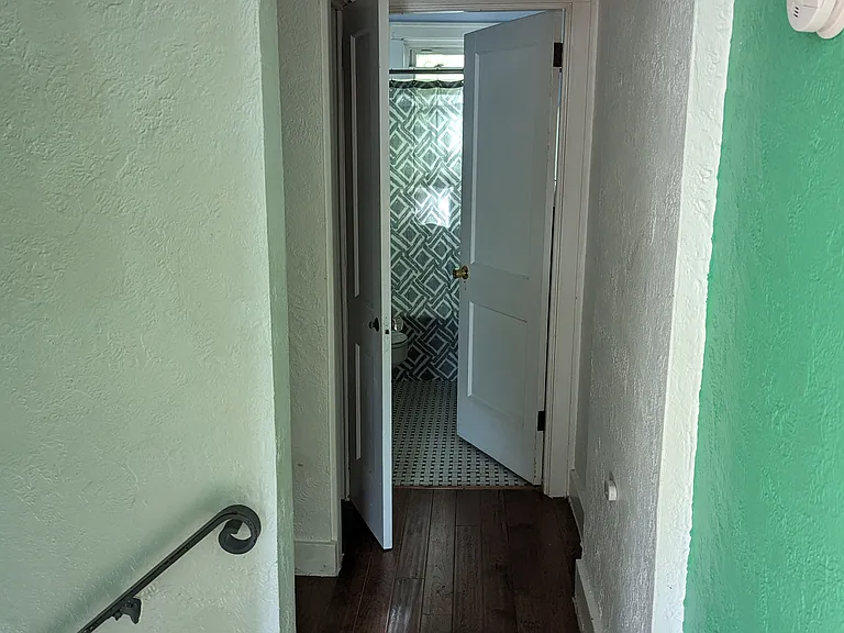 5535 Centre Ave #8 — Photo 11