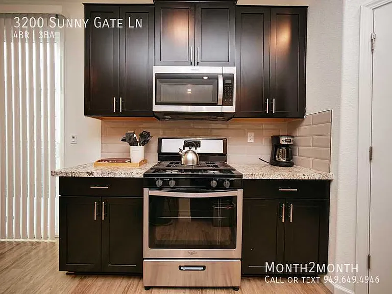 3200 Sunny Gate Ln — Photo 9