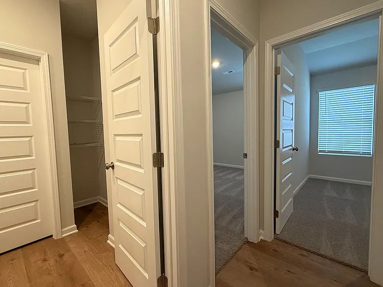 205 Six Pence Ct — Photo 18
