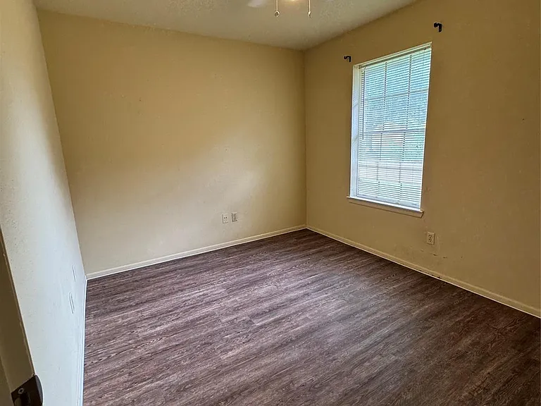 10014 Sand Pass Ln — Photo 14