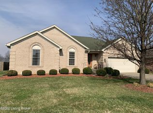 656 Circle Valley Dr, Louisville, KY 40229
