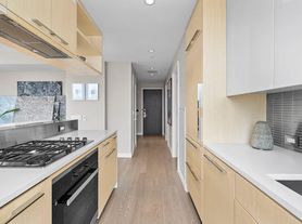 252 South St