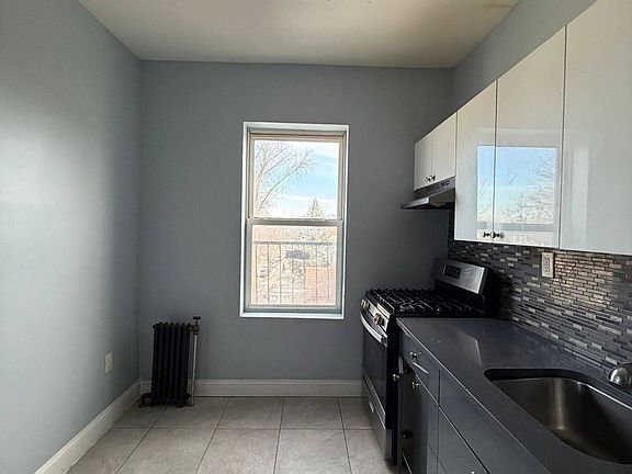 2nd image of 6 N 21st St APT 34
